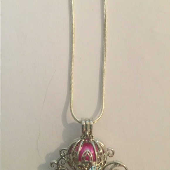 Sterling Silver Cage Pendants /with Pearls & Chain - Picture 3 of 5